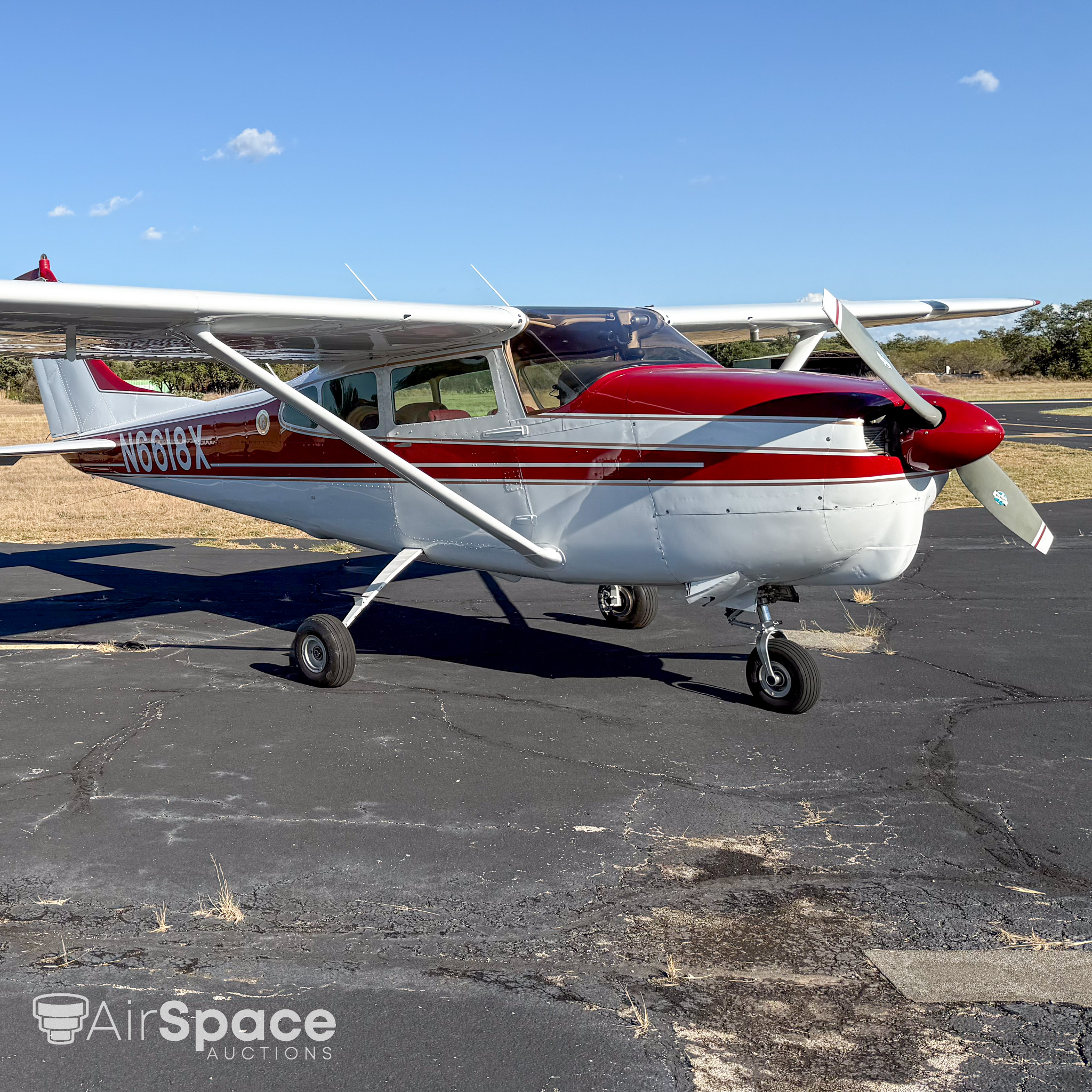 CESSNA 210A aircraft image